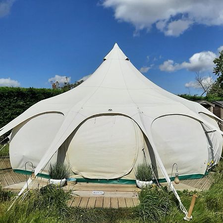 Wild Retreat Hotel Cawston ภายนอก รูปภาพ