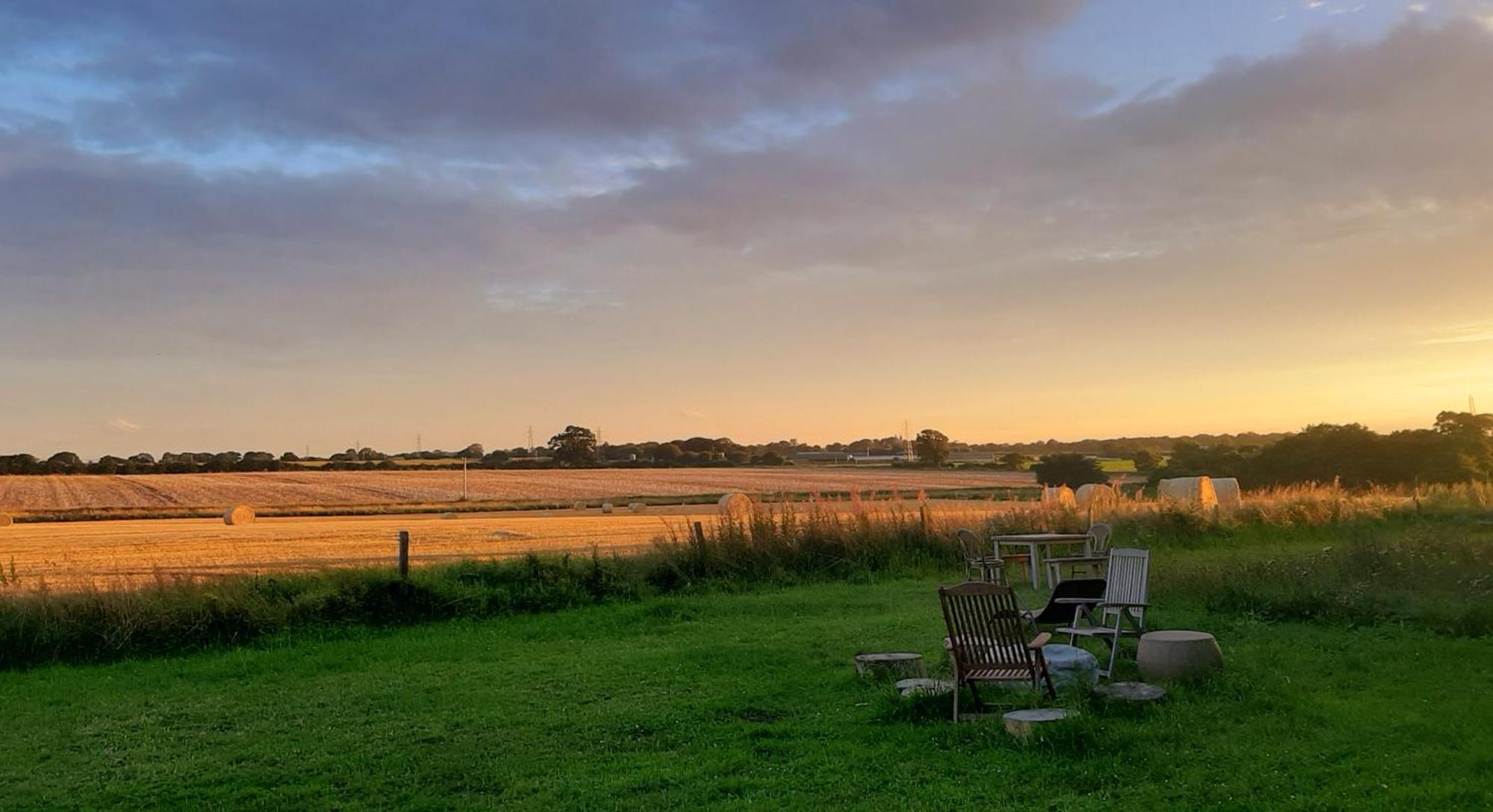 Wild Retreat Hotel Cawston ภายนอก รูปภาพ